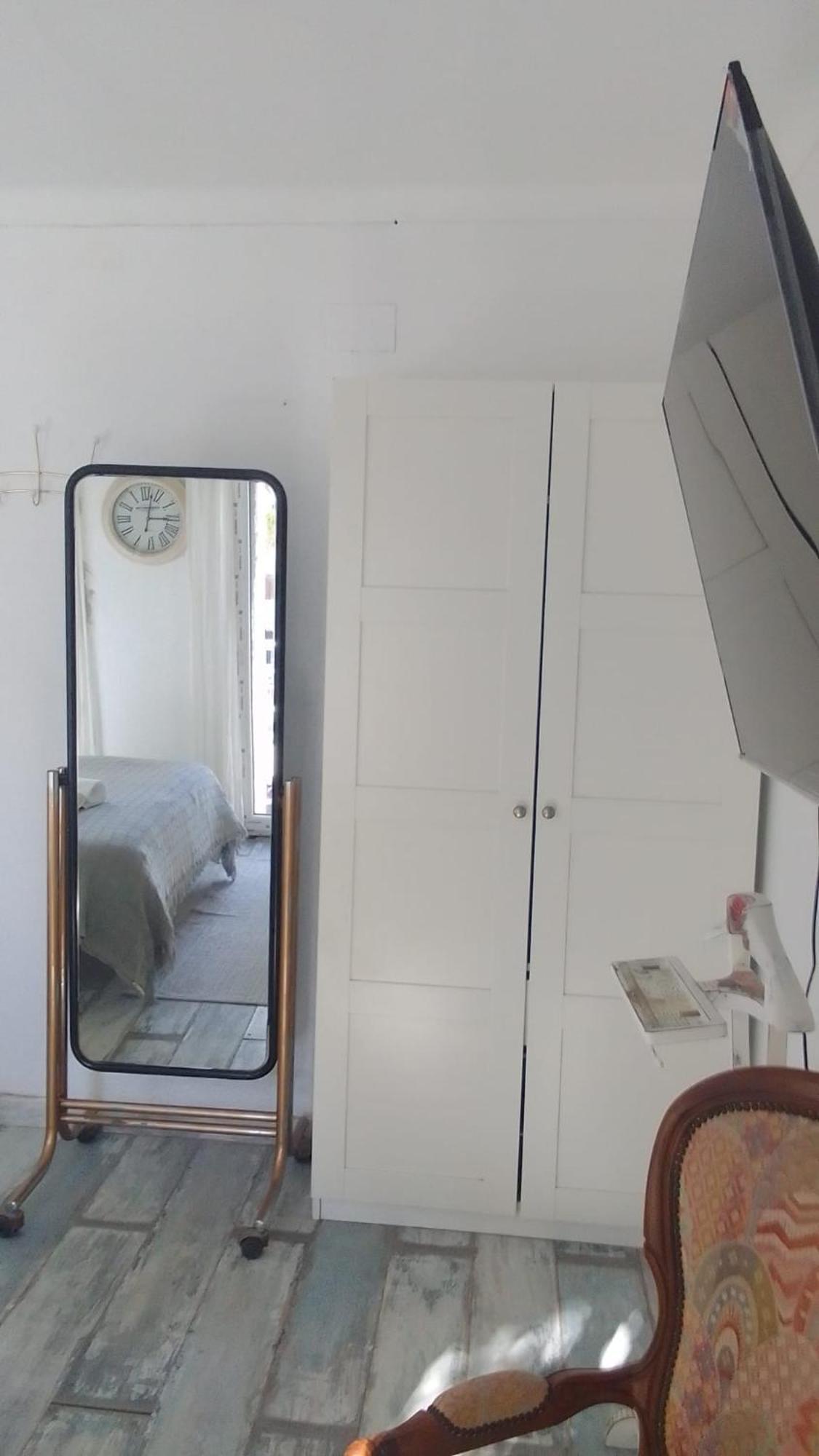 Studio Or Rooms With Private Bathroom Or Rooms With Shared Bathroom Barcelona Exterior photo